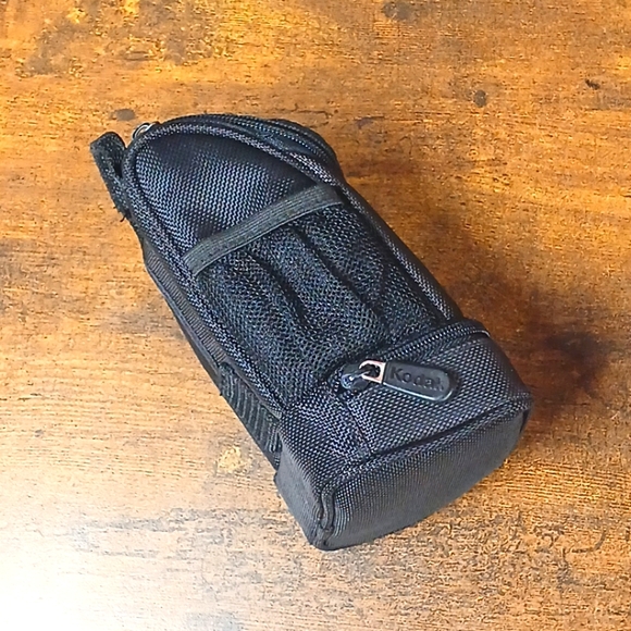 Kodak Dual Compartment Camera Bag Soft Fits Most Digital Cameras Black - Picture 3 of 7